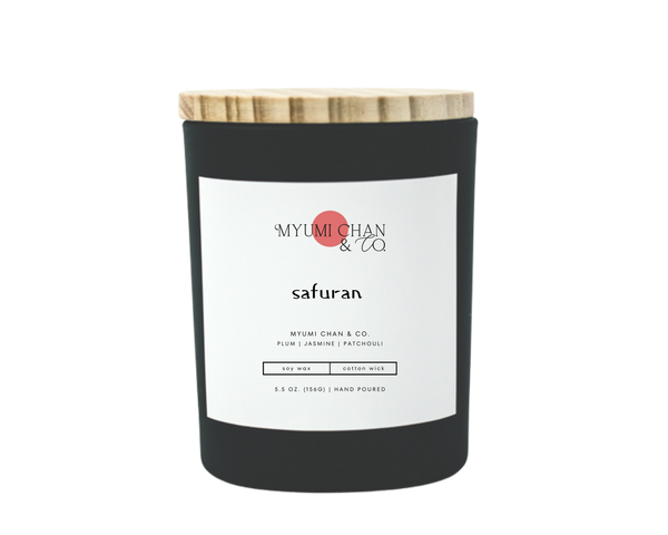 Safuran fruity floral scented soy candle